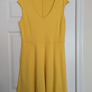 Sleeveless Yellow Knit Dress Size Large
